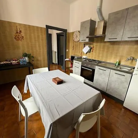 Apartament Vicino Al Centro Di *